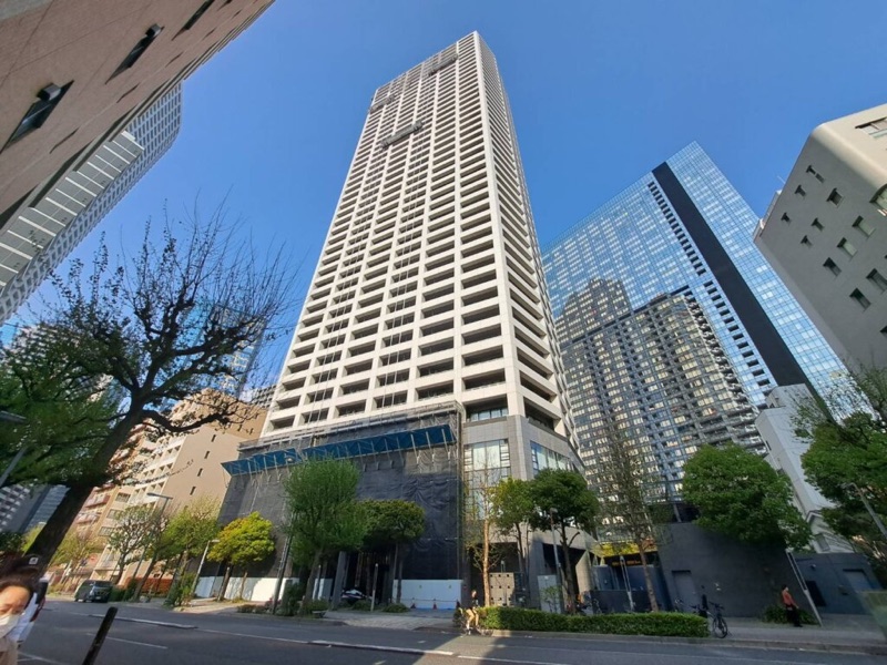 {{ 建築名稱, 001 }}